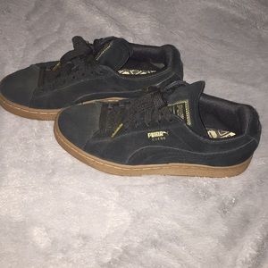 Puma sneakers